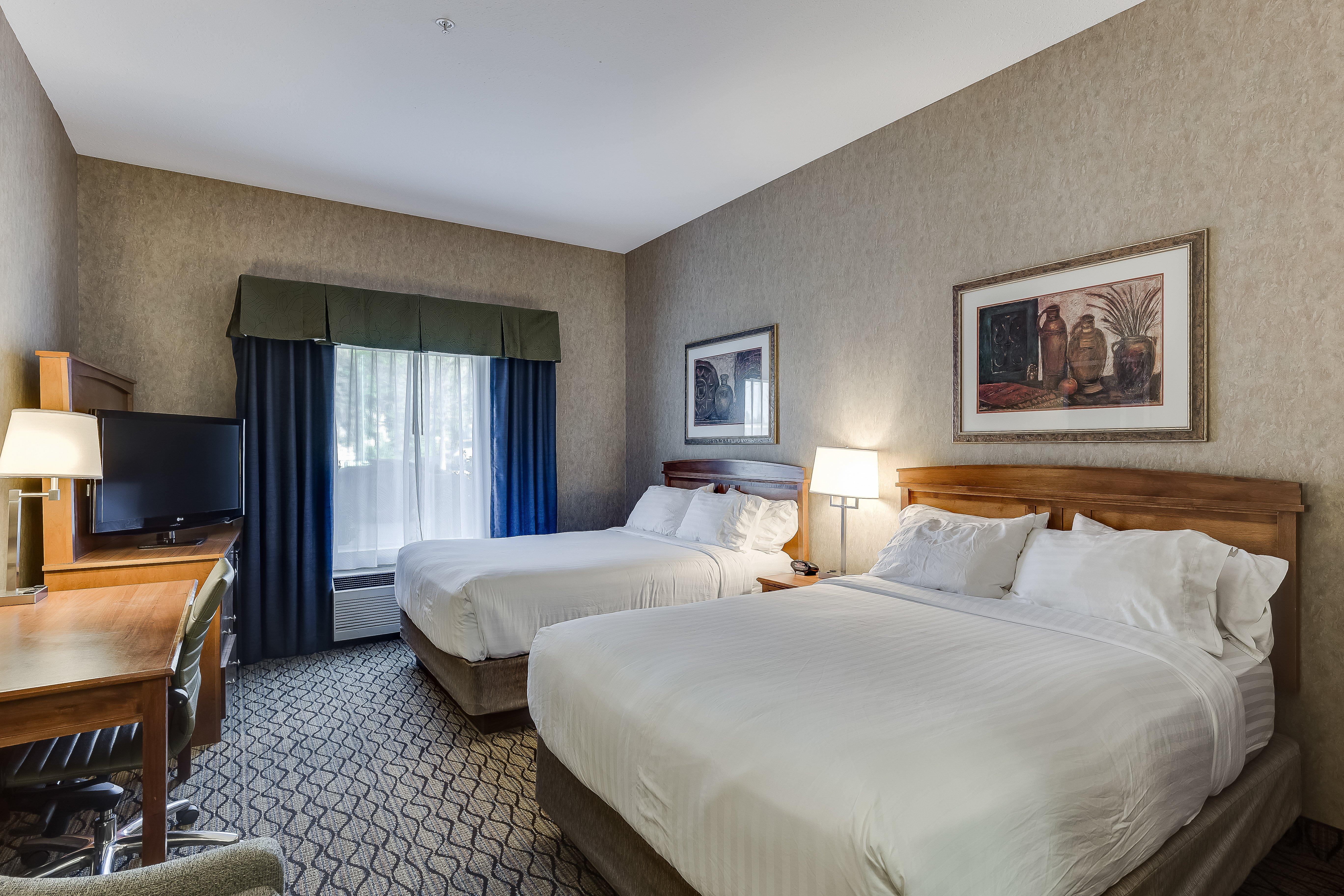 Holiday Inn Express Hotel & Suites Saskatoon By Ihg Exterior photo