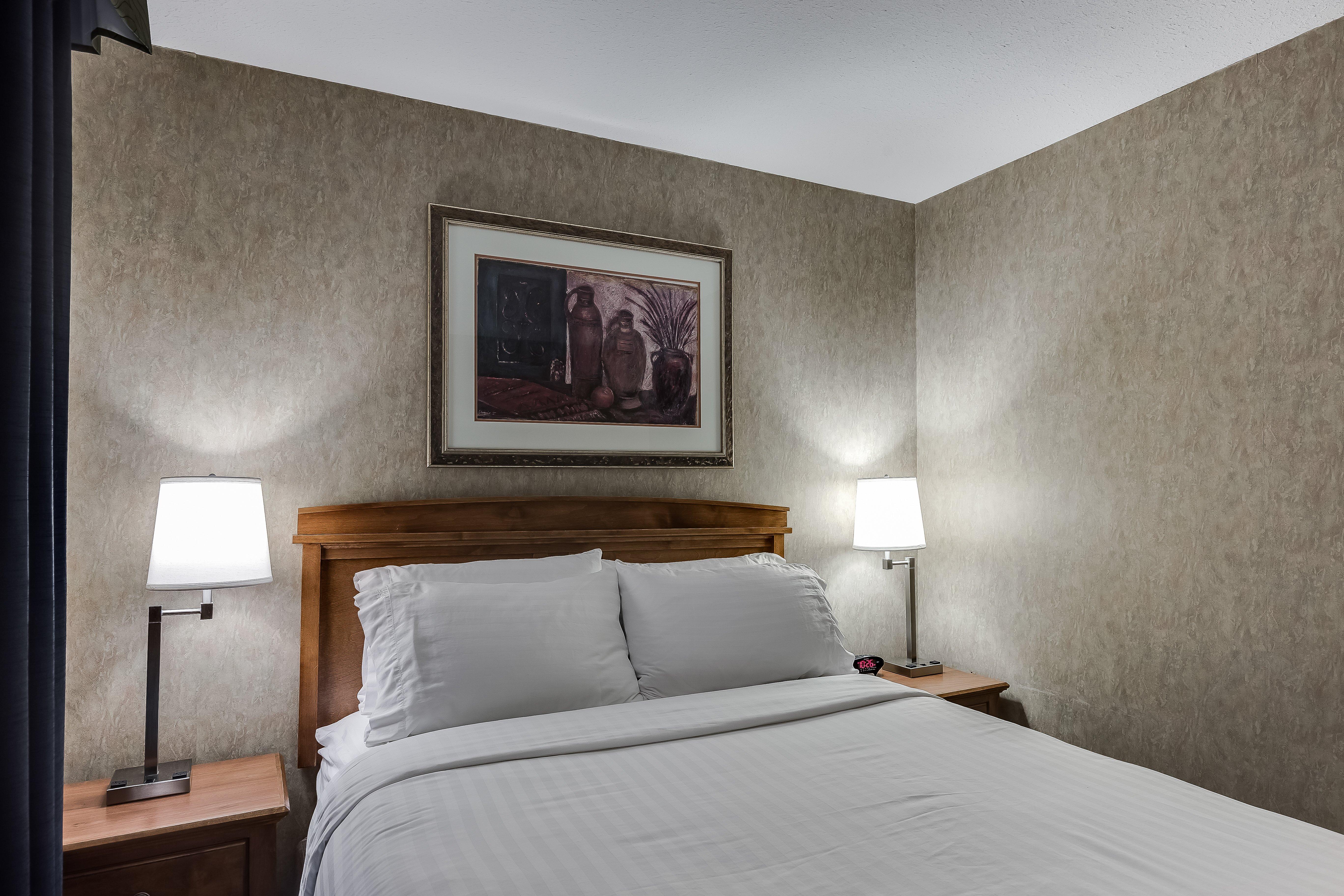 Holiday Inn Express Hotel & Suites Saskatoon By Ihg Exterior photo