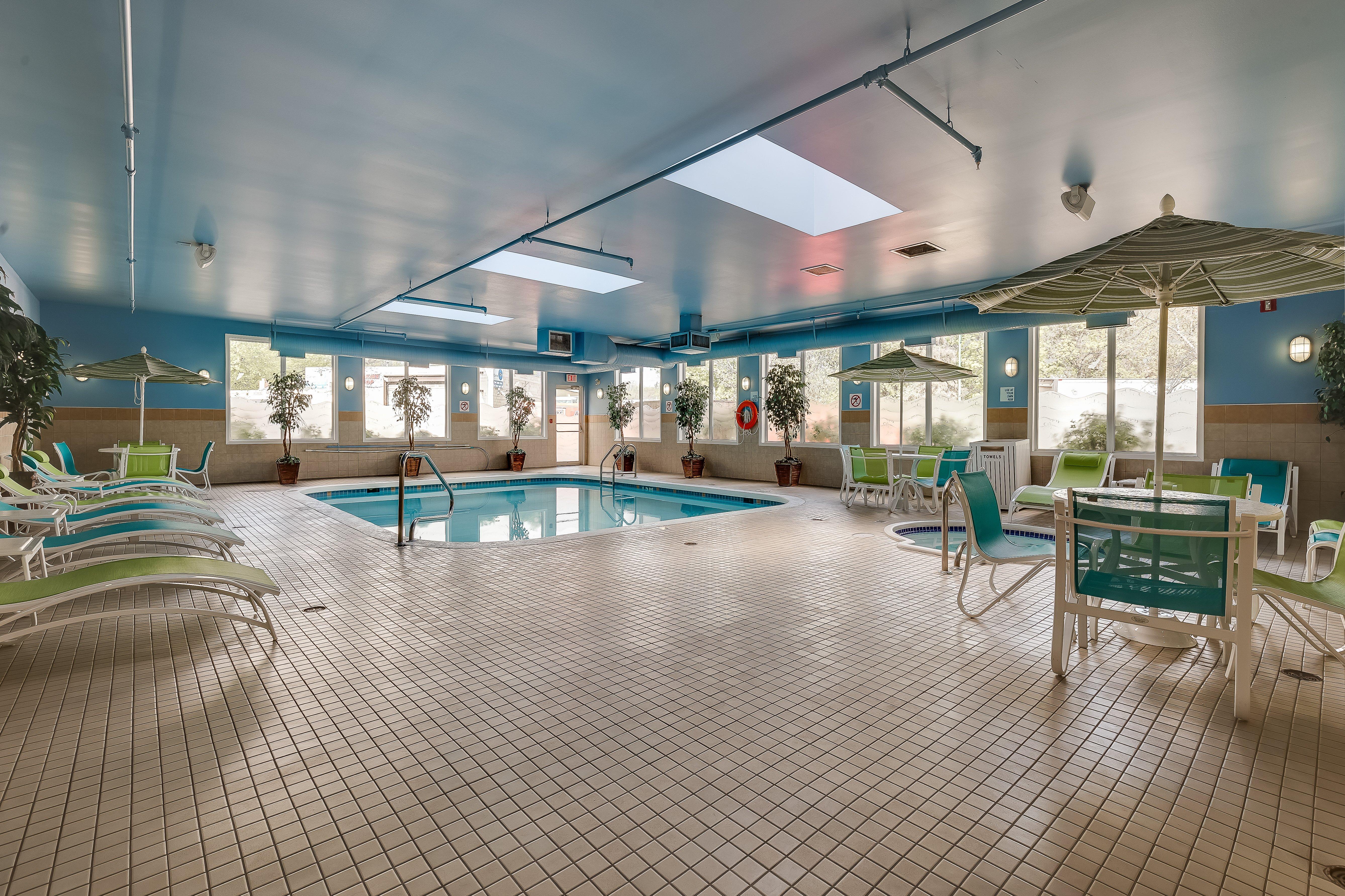 Holiday Inn Express Hotel & Suites Saskatoon By Ihg Exterior photo